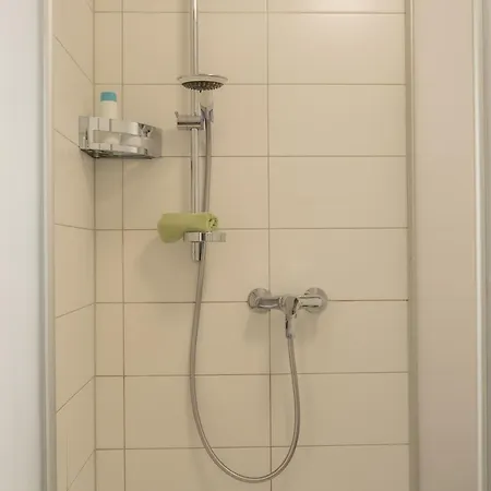 Einzigartiges Scandi - Innenstadt Mit Parkplatz, Balkon & Wlan *