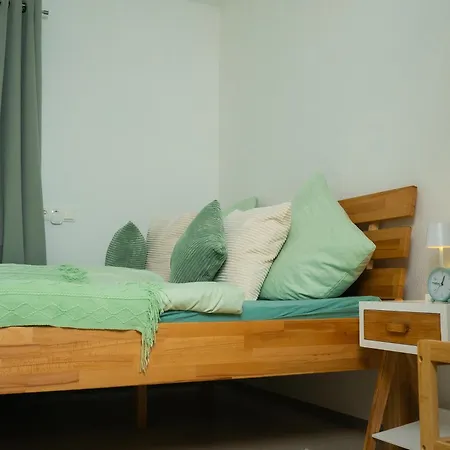 Einzigartiges Scandi - Innenstadt Mit Parkplatz, Balkon & Wlan *